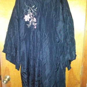 100% silk robe Roamans